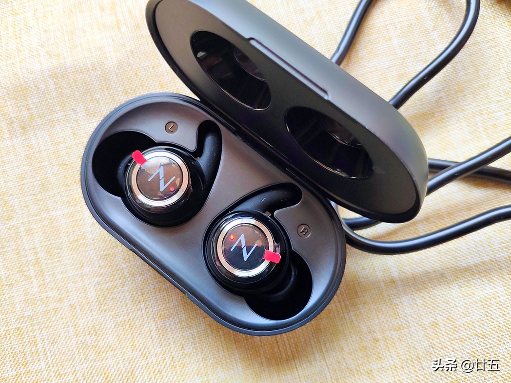 蓝牙耳机怎样才能使用,蓝牙耳机不好使一般怎么整