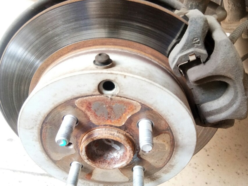 调手刹正确方法,这才是正确的手动挡换挡