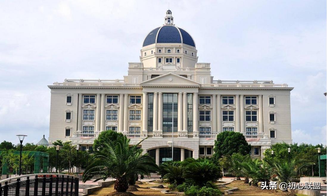 上外北外的日语专业哪个好,双一流日语专业考研院校