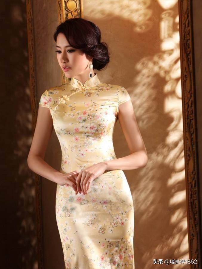 旗袍韵味东方美发型,东方旗袍大气端庄
