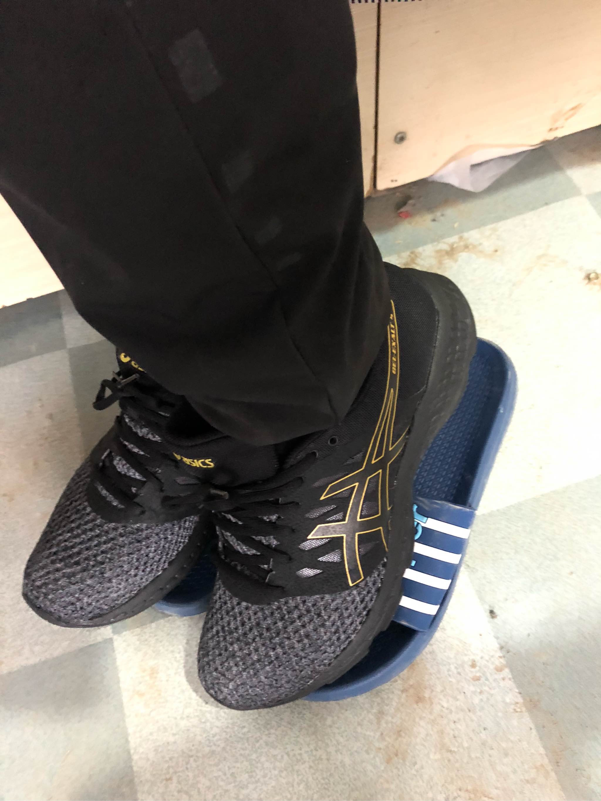 亚瑟士跑步鞋怎么样,亚瑟士哪个系列的跑步鞋比较好