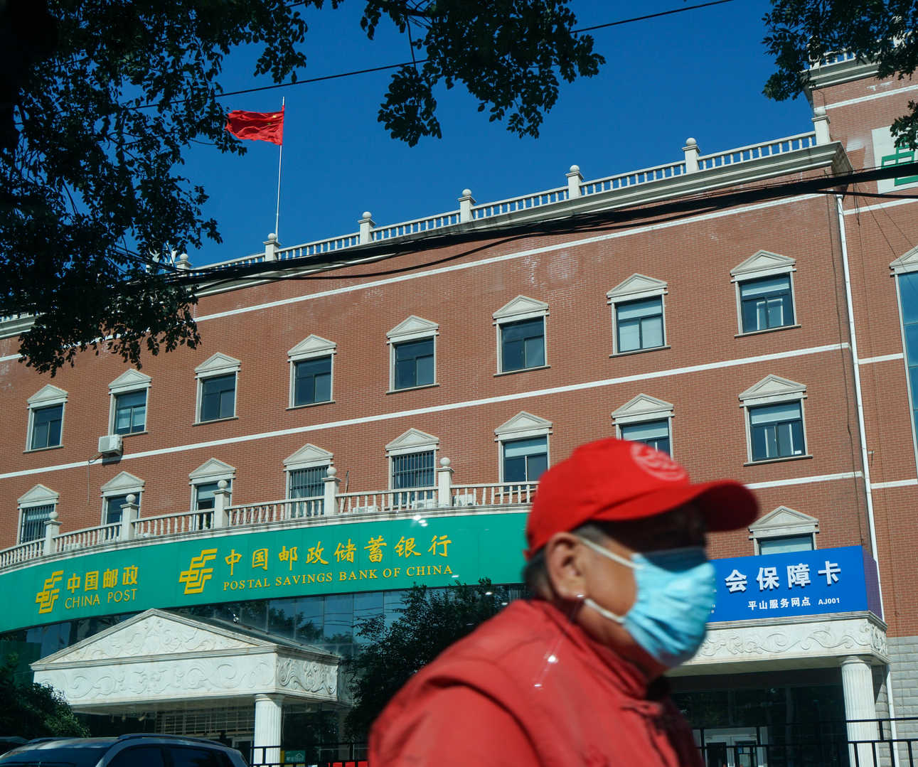 河北一职工持刀杀害3名同事,河北一邮政职工持刀杀害3名同事