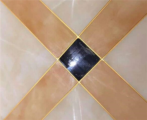 通铺地砖美缝好看还是不美缝好看,贴瓷砖留缝做美缝好还是不留缝好