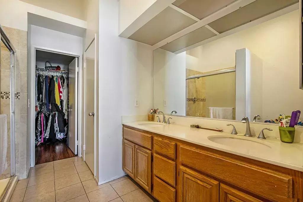 这地方三个月涨了4.1%！安大略高潜力值美房教你坐着赚钱！