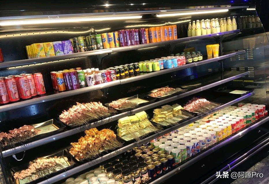 哈尔滨有上百家串店，凭什么他家天天排队，好像吃串不要钱似的！