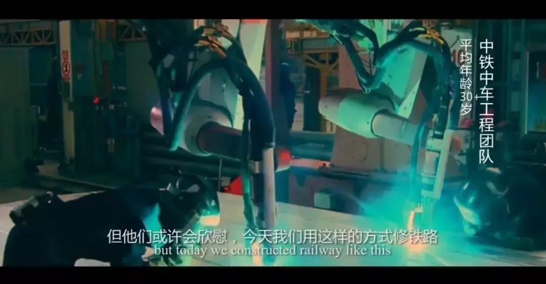 一本笔记本，记录了女高中生和男生的“第一次”到“最后一次