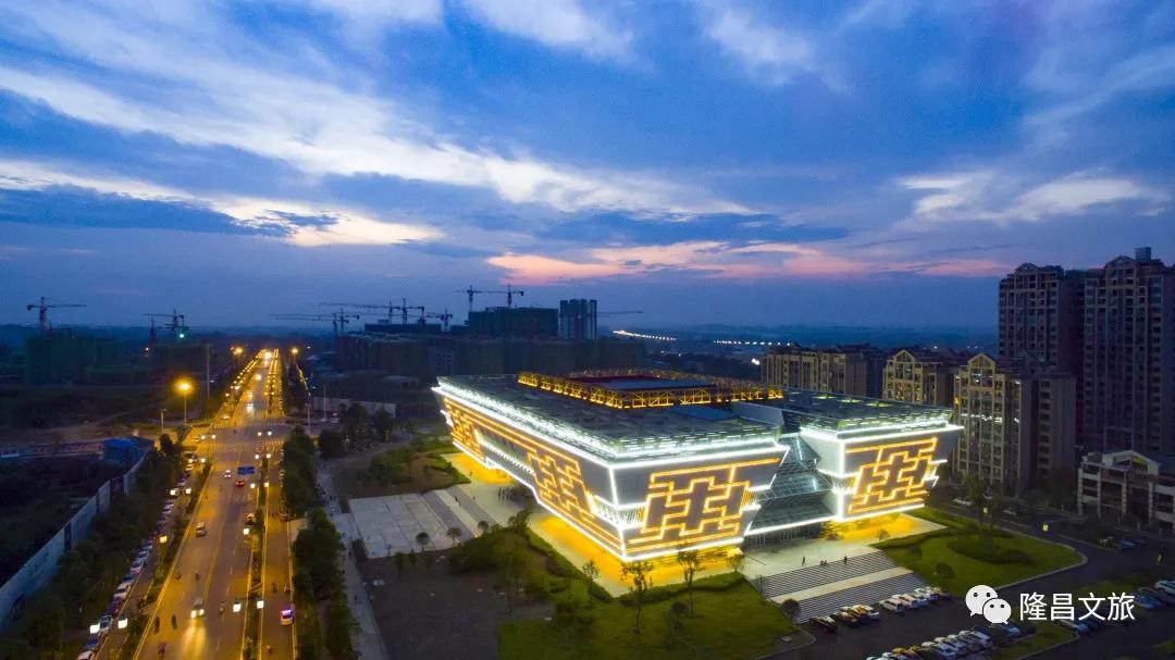 隆昌春光旅游攻略,春光正好多去户外活动