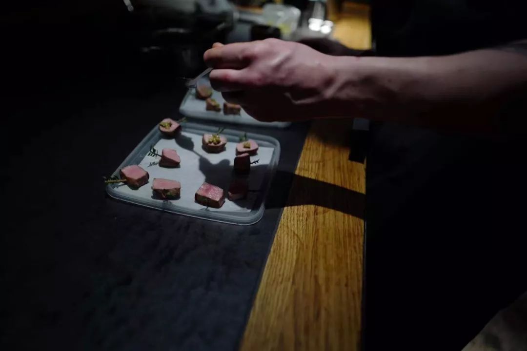 世界第一餐厅NOMA:“有什么吃什么”的能耐和“改变世界”的勇气