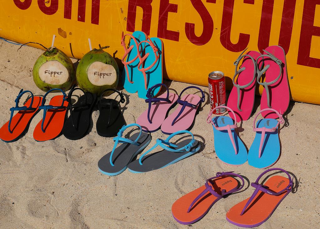 人字拖也能为预防冠状病毒献一份力？长见识了