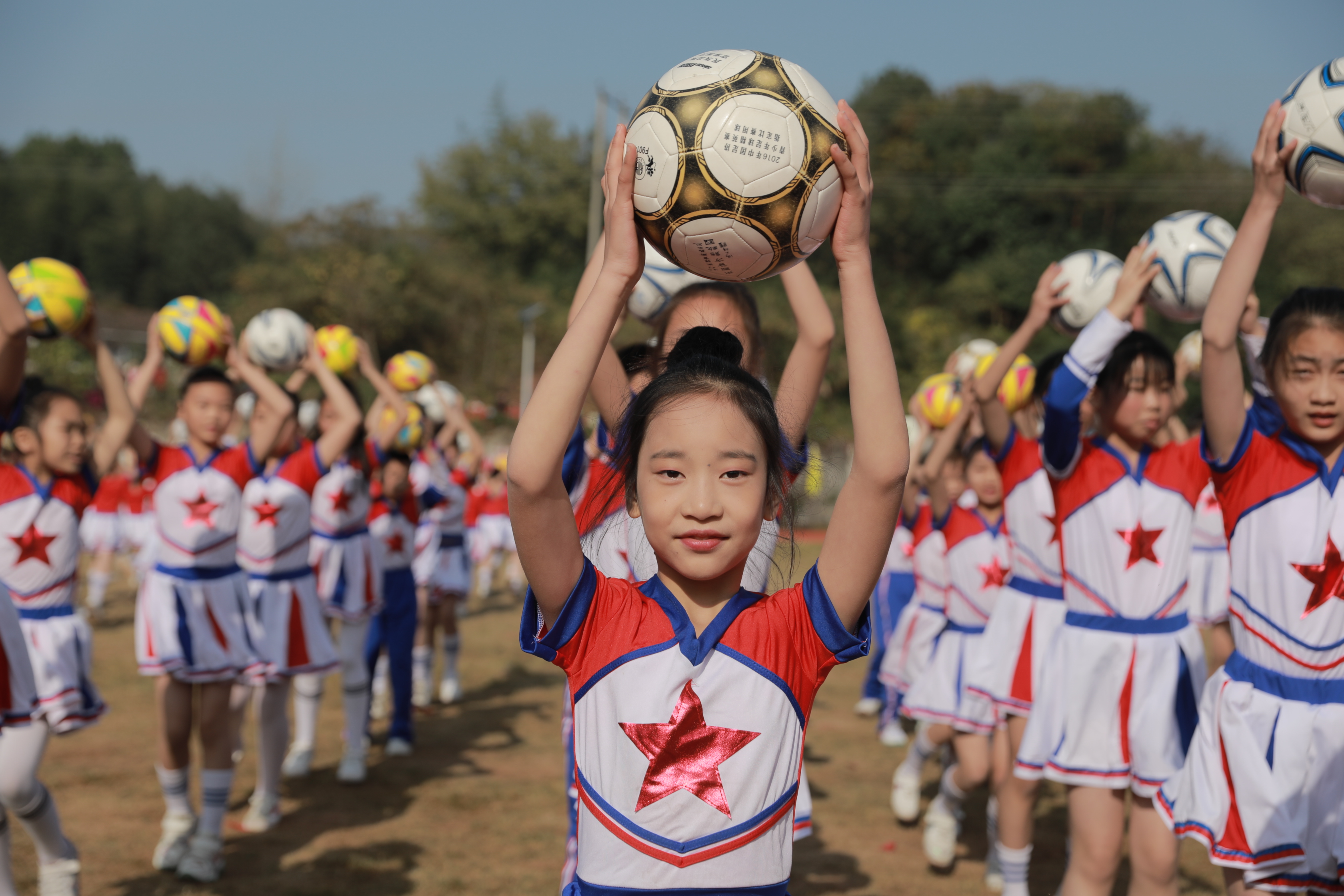 漆河镇中心小学2023运动会的视频,桃源县实验学校21届体育艺术节