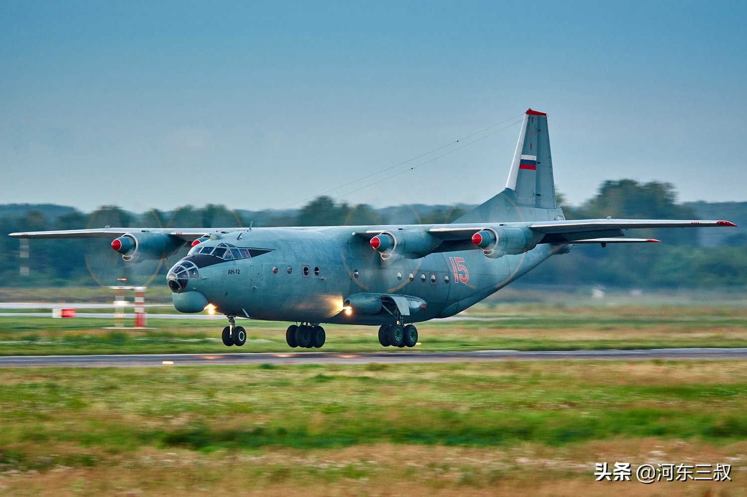 安12是谁的原型机,安12与二战运输机