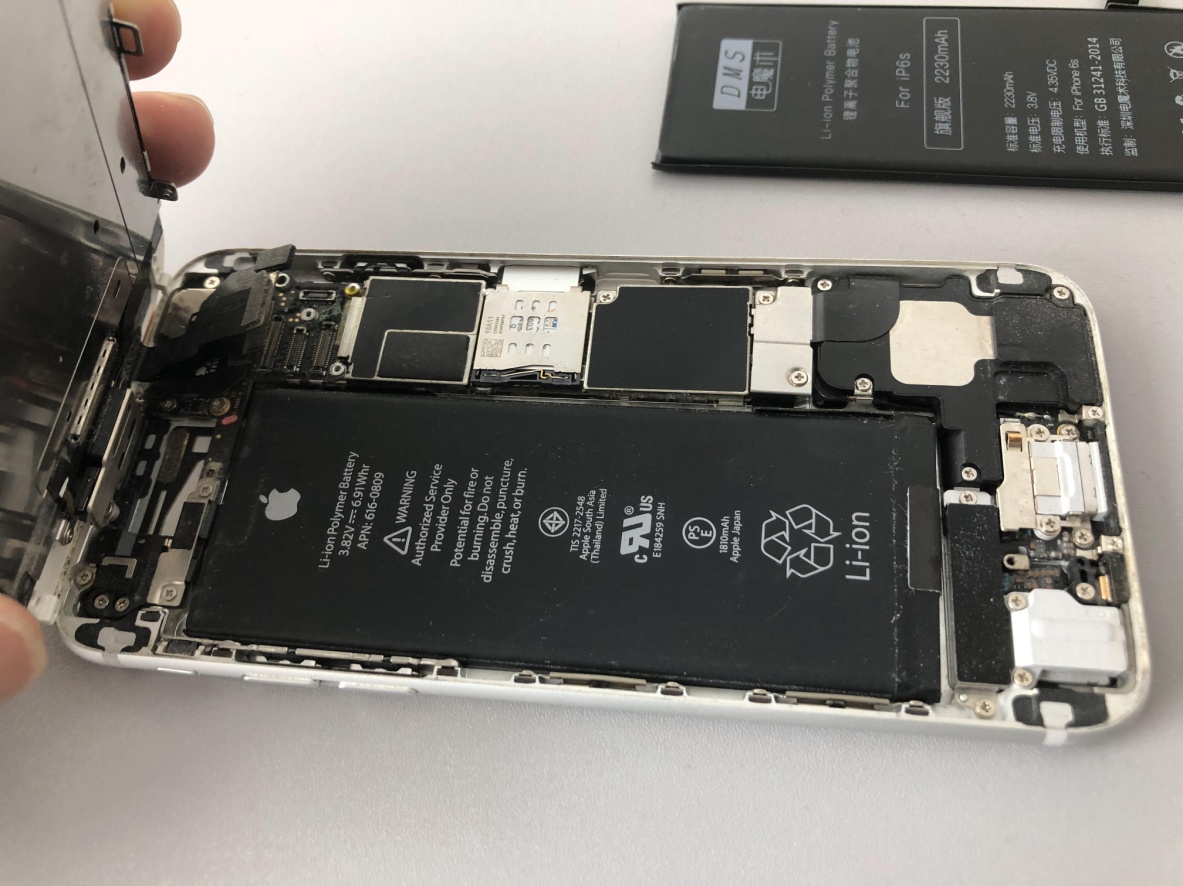 如何更换苹果手机电池的方法,苹果15.2系统如何看是否更换电池