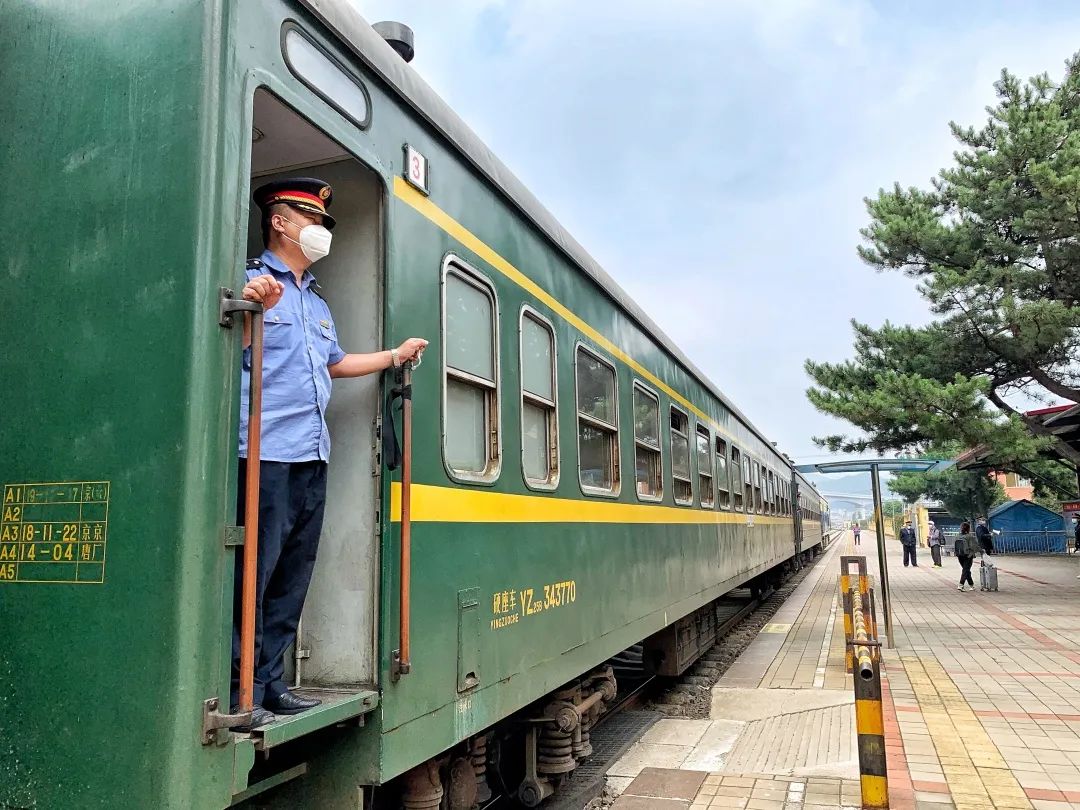 深度|京承线上“小慢车”，跑出老乡幸福路