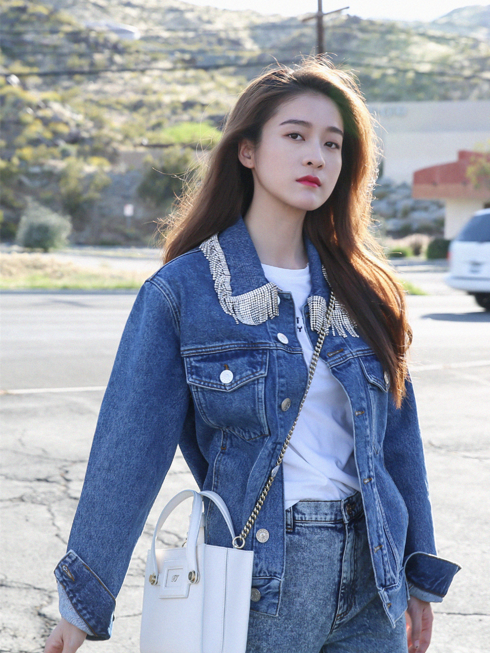 张雪迎时尚大片百变风格魅力十足,张雪迎机场清爽造型少女感十足