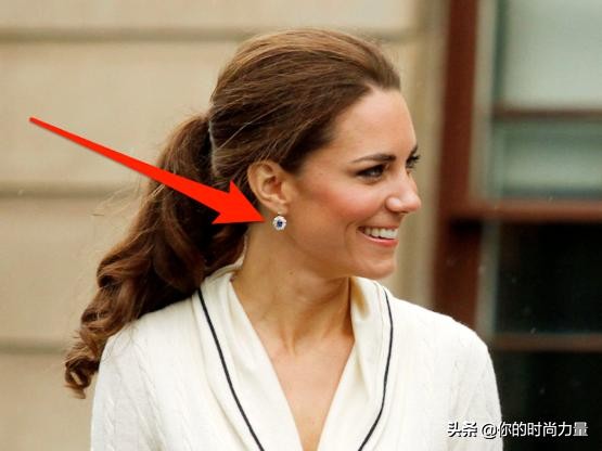 凯特王妃又戴莲花王冠,凯特王妃加冕时戴的什么耳环