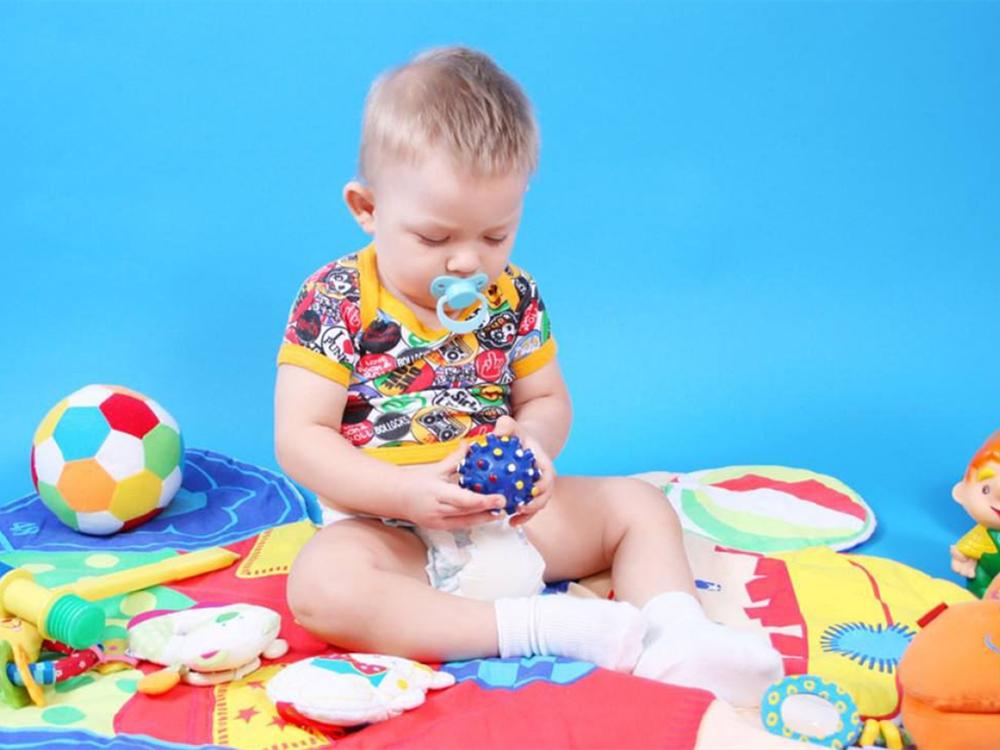 小孩子把房间弄得乱七八糟怎么办,孩子总是把房间弄得特别乱怎么办