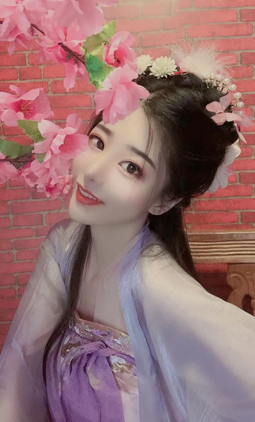 椰啵啵——上能T台走秀，下能下厨温酒