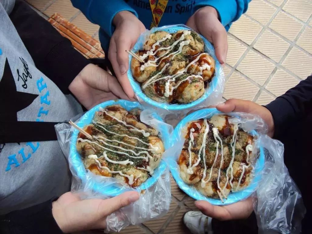 日本卖章鱼烧,日本大阪网红章鱼烧