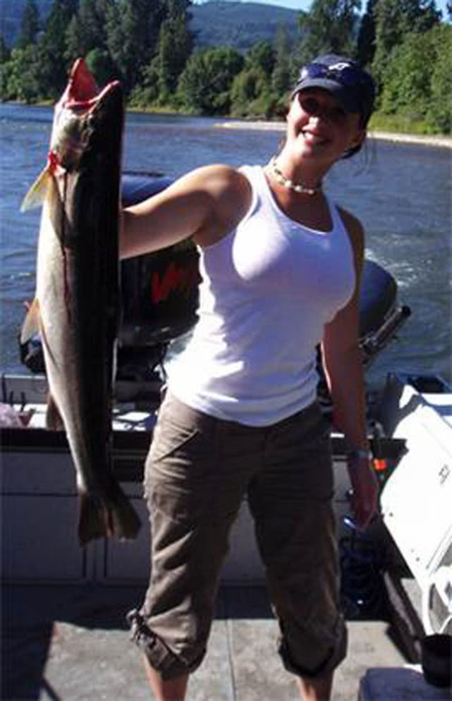 俄罗斯人是怎么钓鱼的,俄罗斯人钓鱼攻略