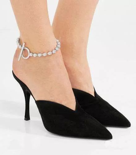 脚链戴左戴右有讲究吗,脚适合戴什么脚链呢