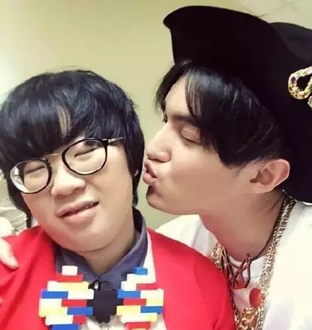 颜如晶肖骁一起参加了什么节目,奇葩说肖骁哪一集说喜欢颜如晶