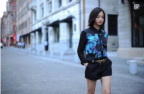 miss濡瑰鐩存挱杩為害,miss濡瑰