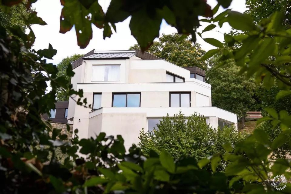 梅西和c罗谁豪宅最好,c罗梅西内马尔家庭氛围区别