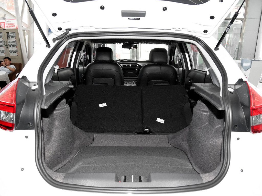 十多万空间大自动挡的合资suv,七八万的七座自动挡suv