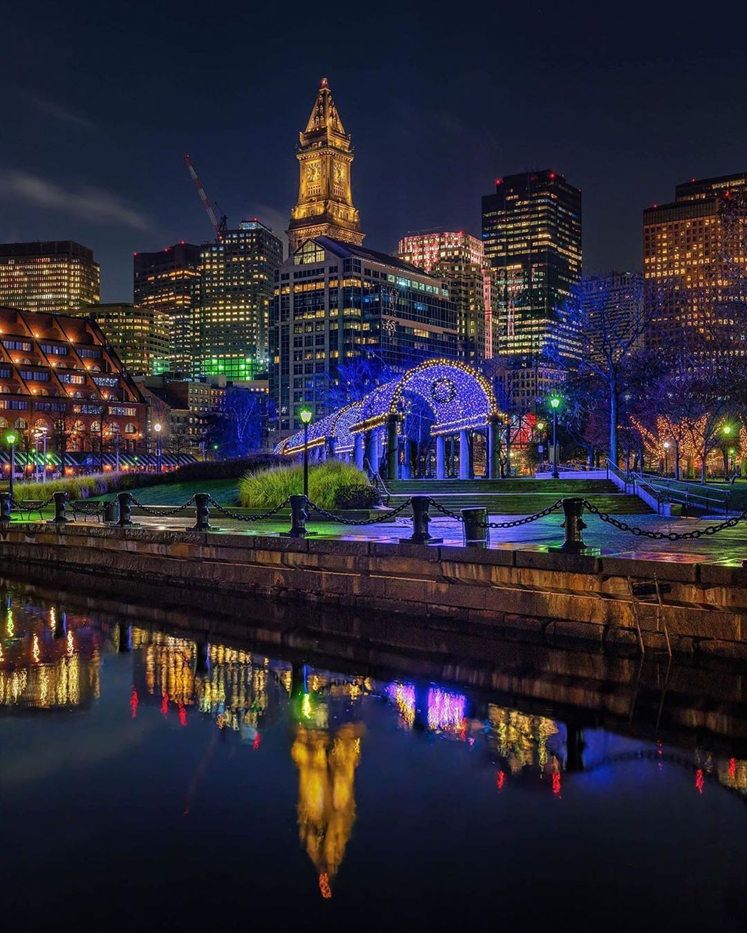 圣诞季EVENT丨美拍打卡、扫街探店，如何把波士顿逛成「三里屯」？