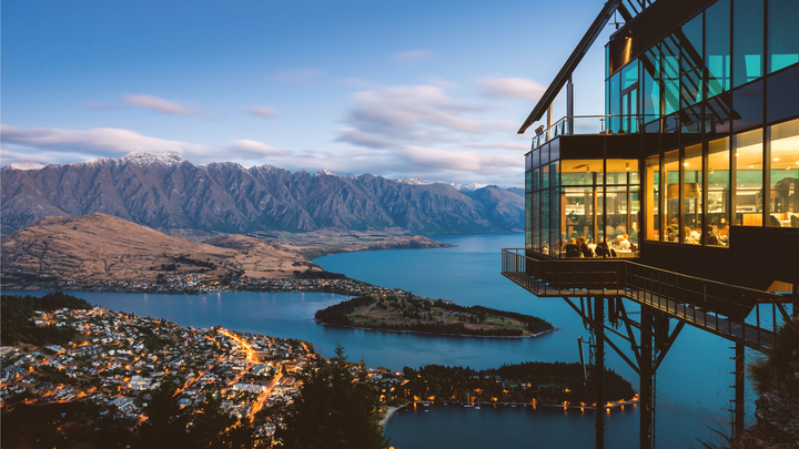 越来越多的中国留学生，不喜欢外国人给他们打上”富裕的标签”