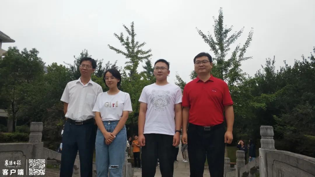 宀冲潳鐞嗙鐘跺厓,鐞嗙鐘跺厓宀冲潳