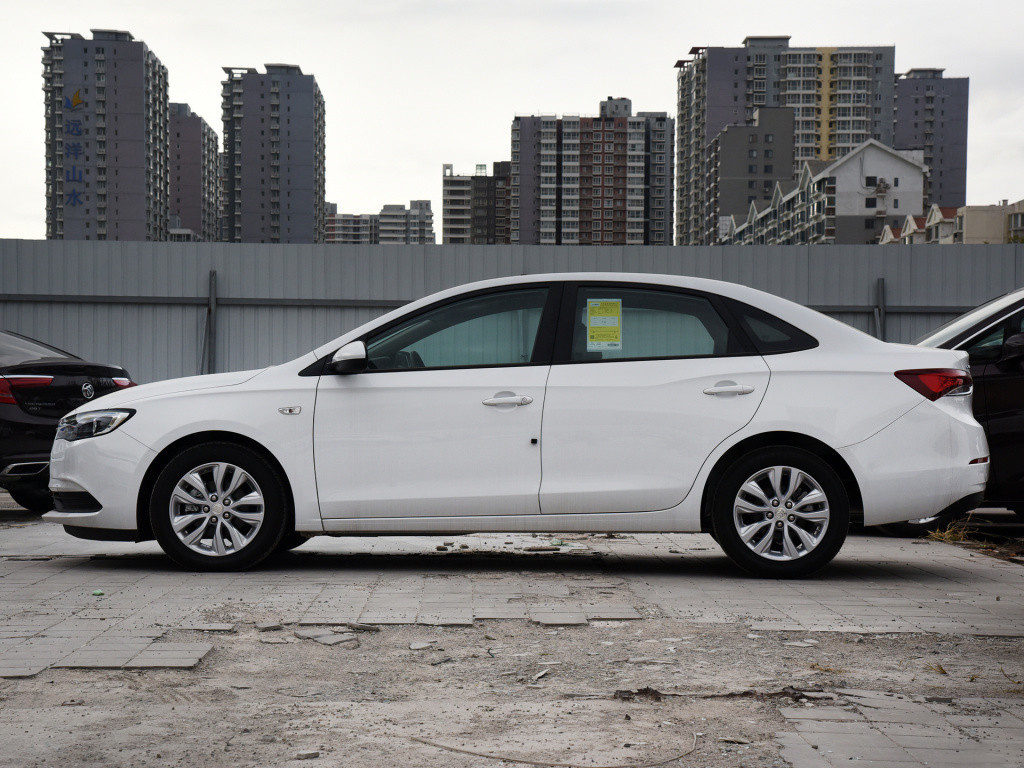 1.8别克英朗,别克英朗1.5自动进取版介绍