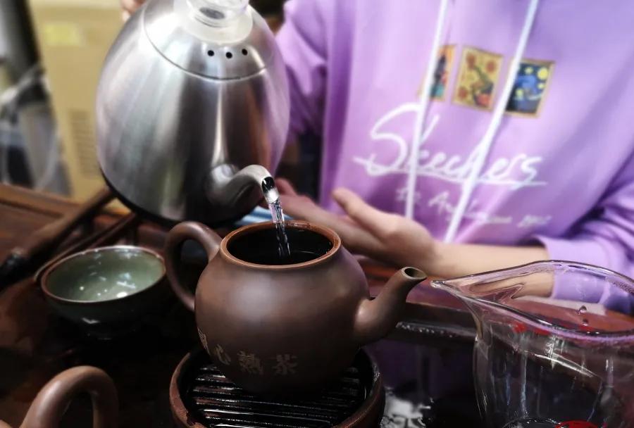 冬日茶会,普洱茶2018年乌金宫廷熟茶357克