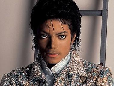 迈克尔杰克逊的传奇故事,迈克尔杰克逊一生传奇故事