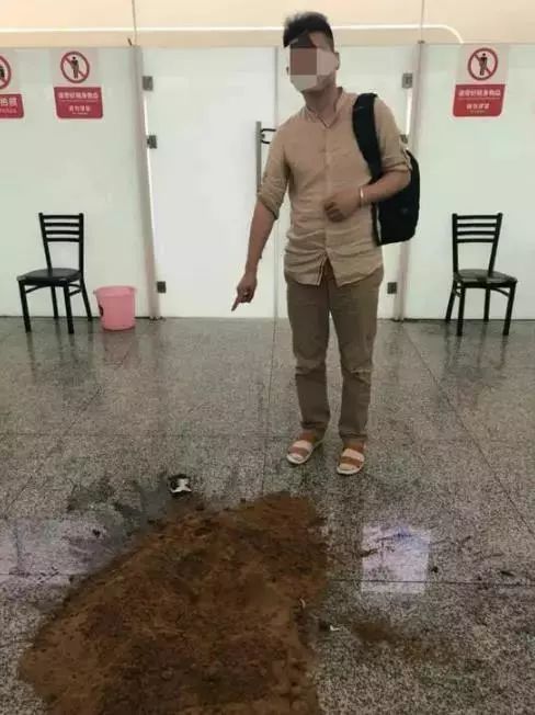 你还知道哪些东西不能带上飞机,飞机上的东西可以带下去吗