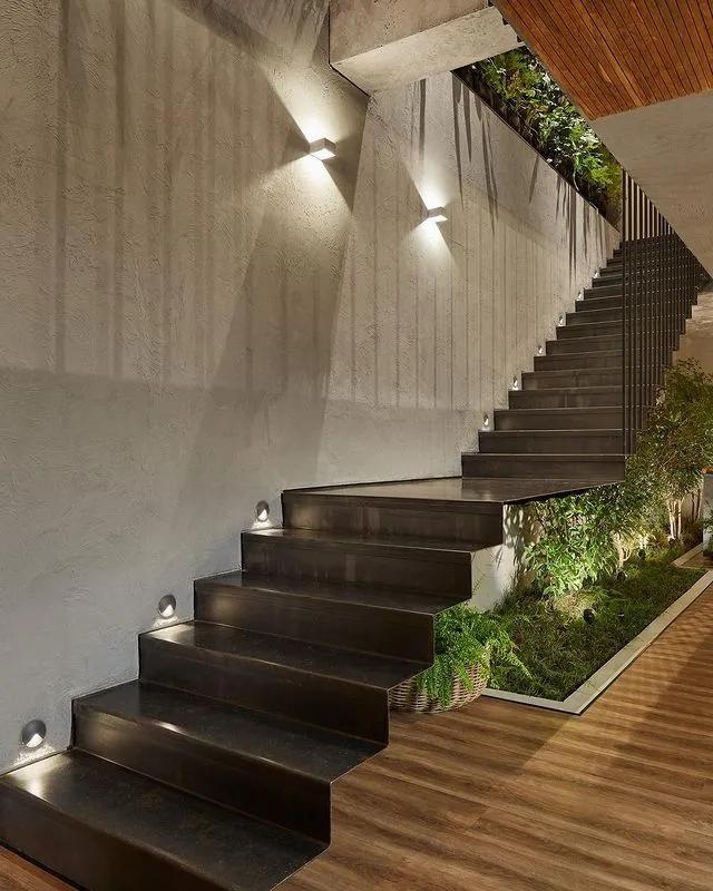 创意楼梯装修效果图,创意楼梯设计庭院
