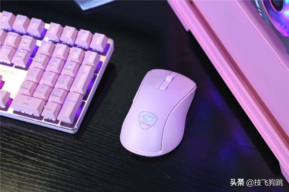 AMD入门顶配，技嘉A520M小雕主板配2060s显卡装机