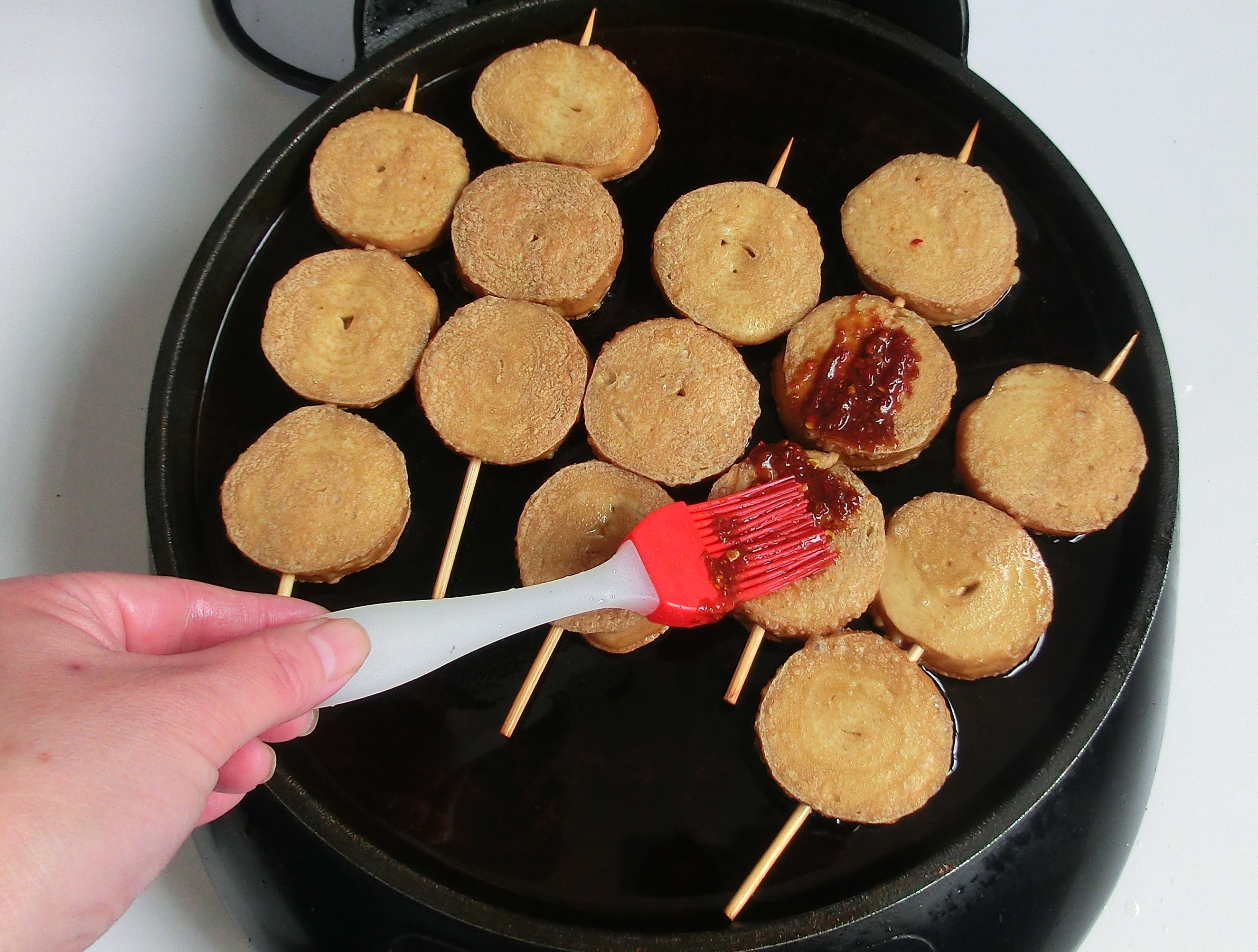 电饼铛做什么食物好吃方便又快捷,家中的电饼铛如何制作出来美食呢