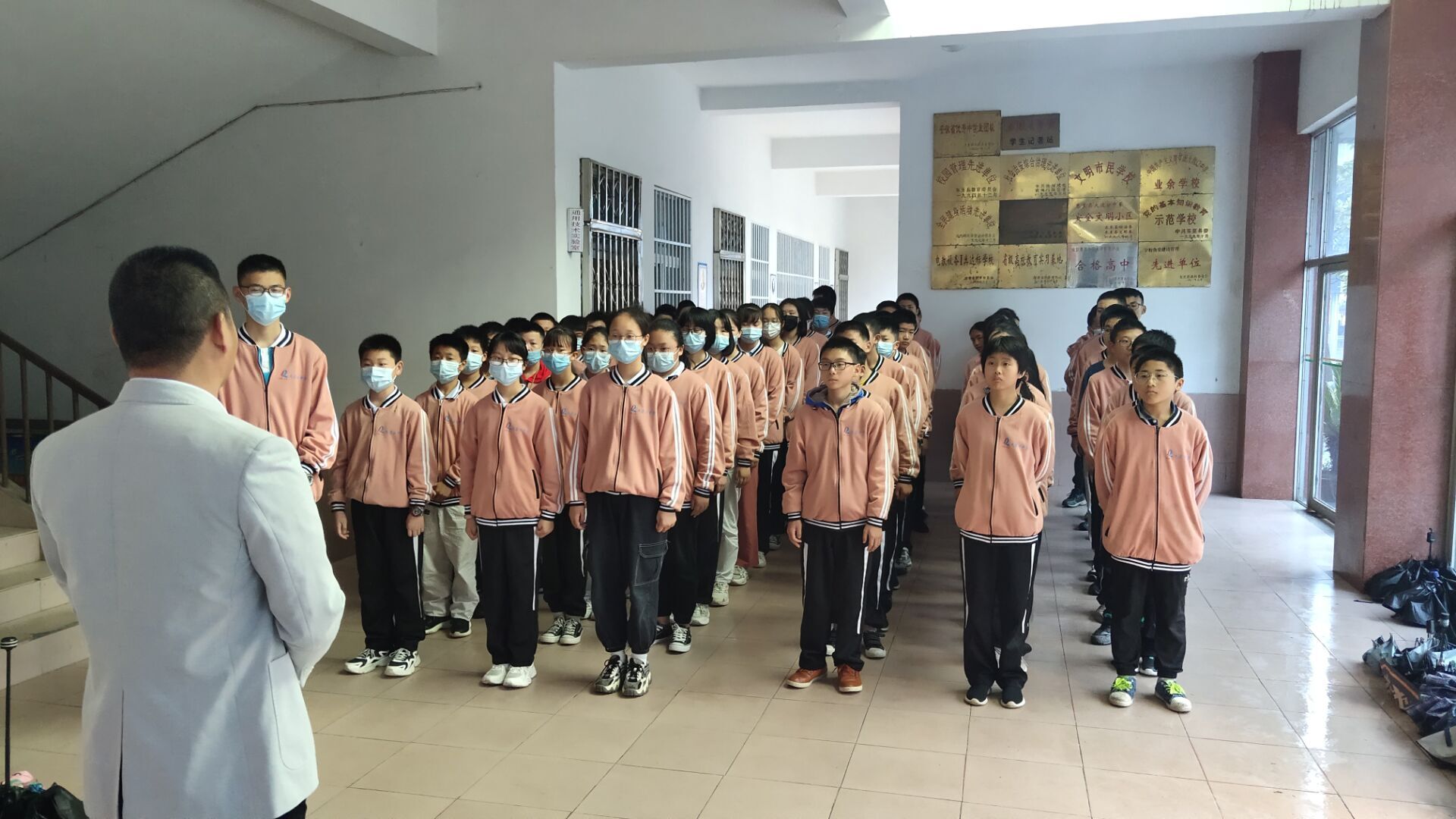 大渡口中学视频,泸州大渡口镇大渡口中学