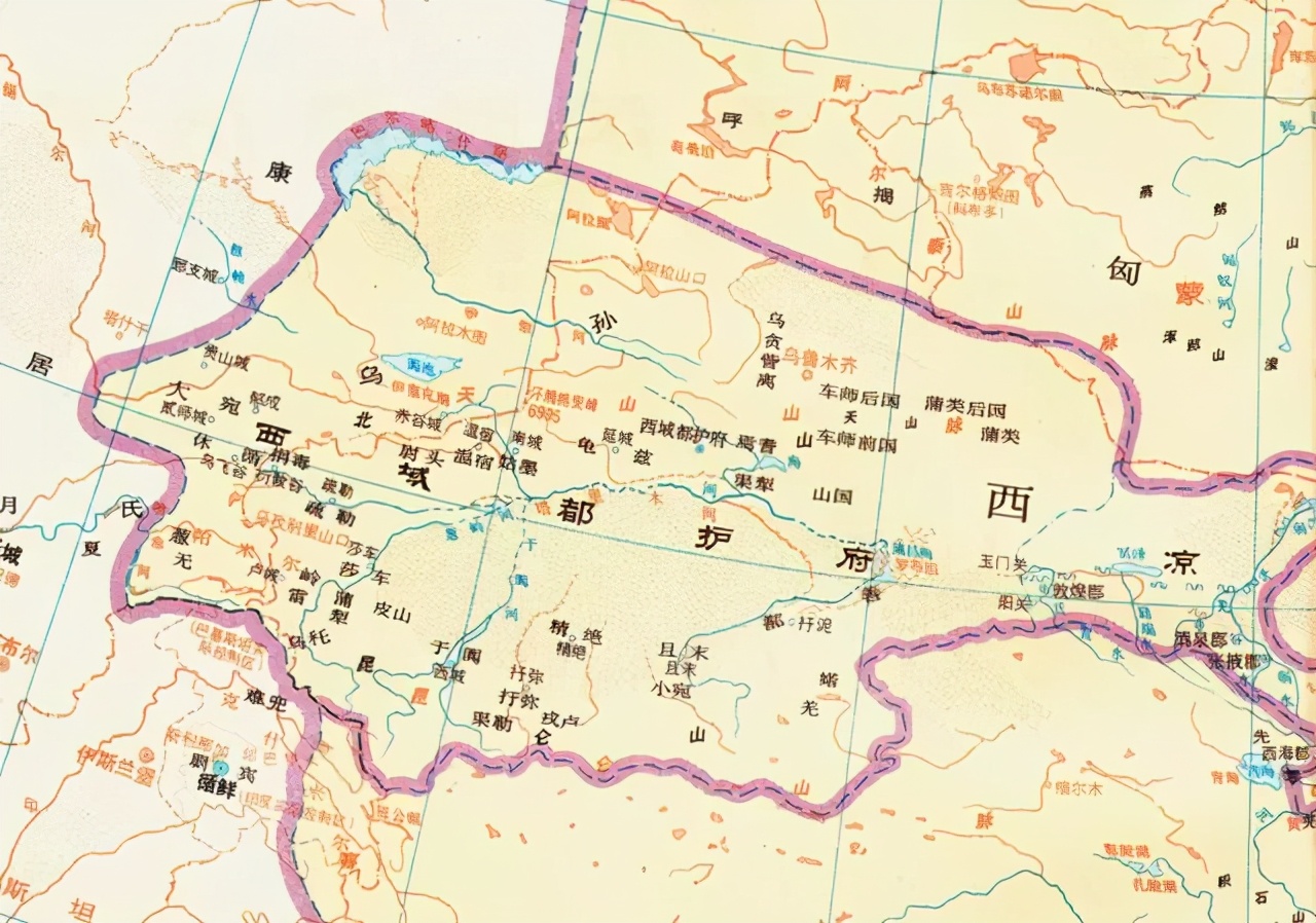 西北第二大城市乌鲁木齐全貌,乌鲁木齐世界内陆第一大城市