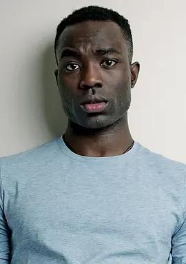 黑人扮演伊丽莎白一世母亲，吻戏船戏不断，你会看这英剧吗？