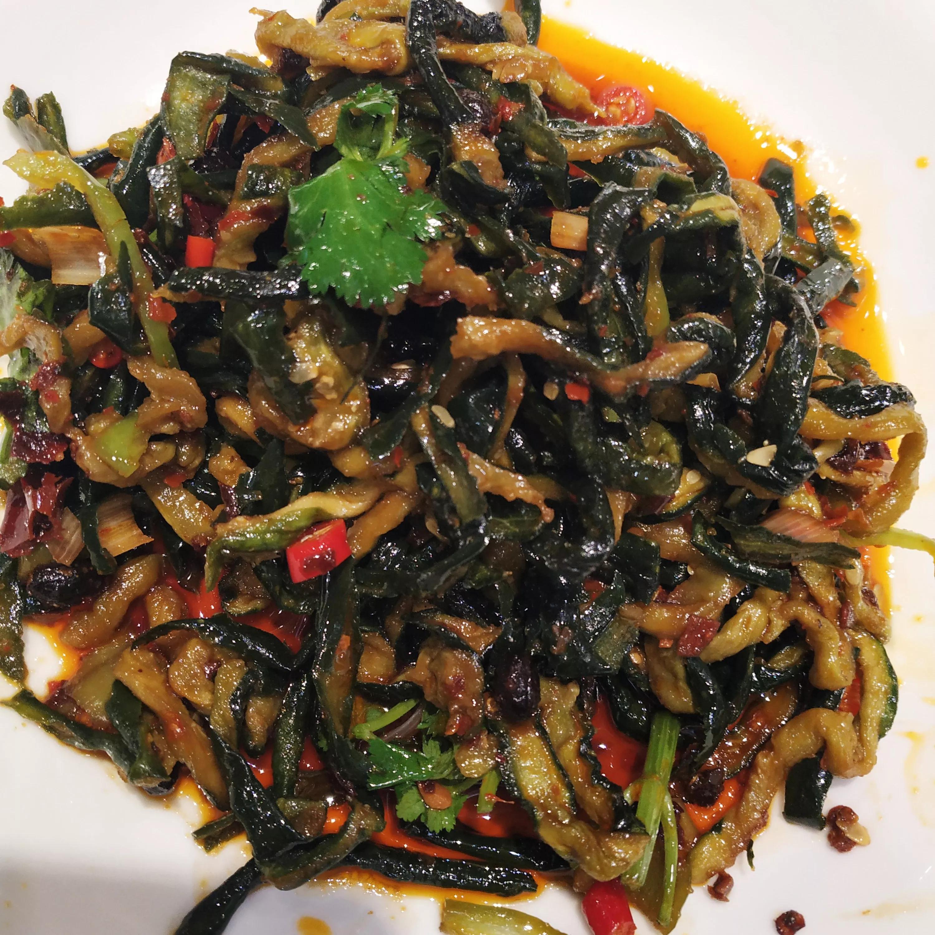 在银川的迎宾楼除了撩妹甩哥，还有100+般的饭醉场面出镜……