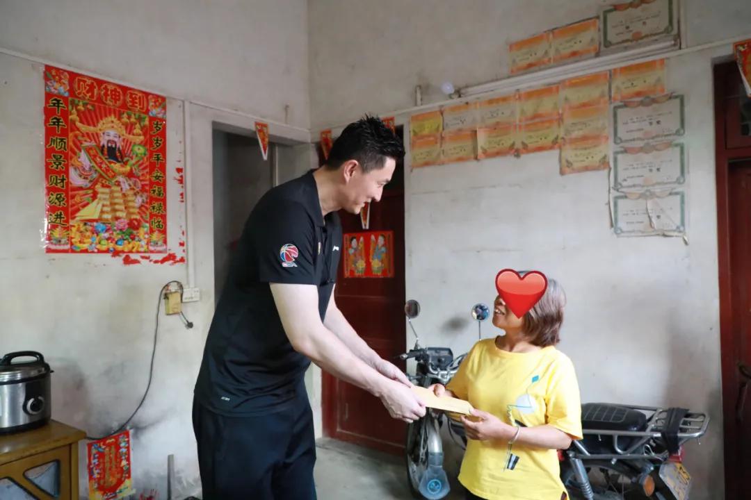 杜锋告别国家队视频,杜锋回忆中国篮球队