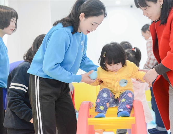 一岁宝宝健康标准,看看你的宝宝发育正常么