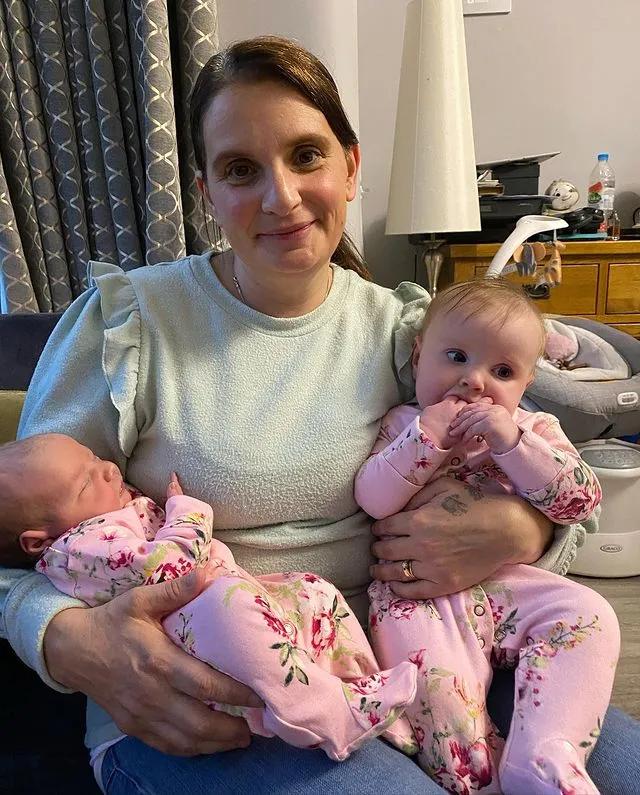 结婚30年生22娃，网友群嘲太窒息了，结果他们的生活却啪啪打脸