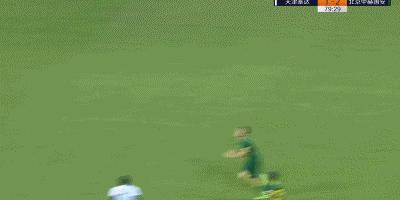 北京国安禁区倒地手球,国安手球争议判定