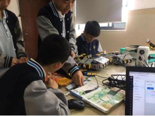 速来围观！崇贤中学学子的人工智能风采