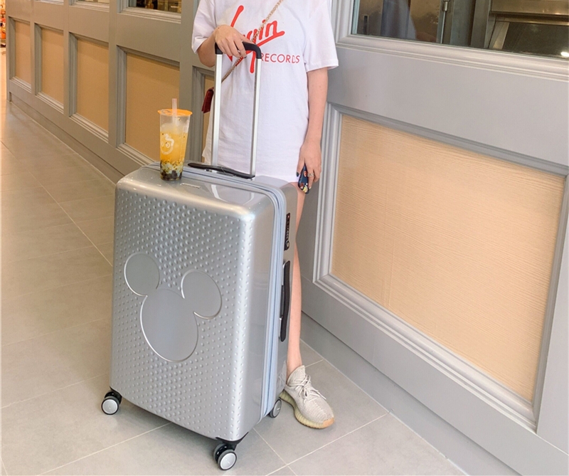 迪士尼20寸行李箱测评,行李箱新秀丽迪士尼