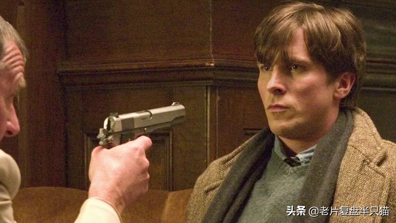 蝙蝠侠是怎么打败小丑的,蝙蝠侠为什么能成为超级英雄