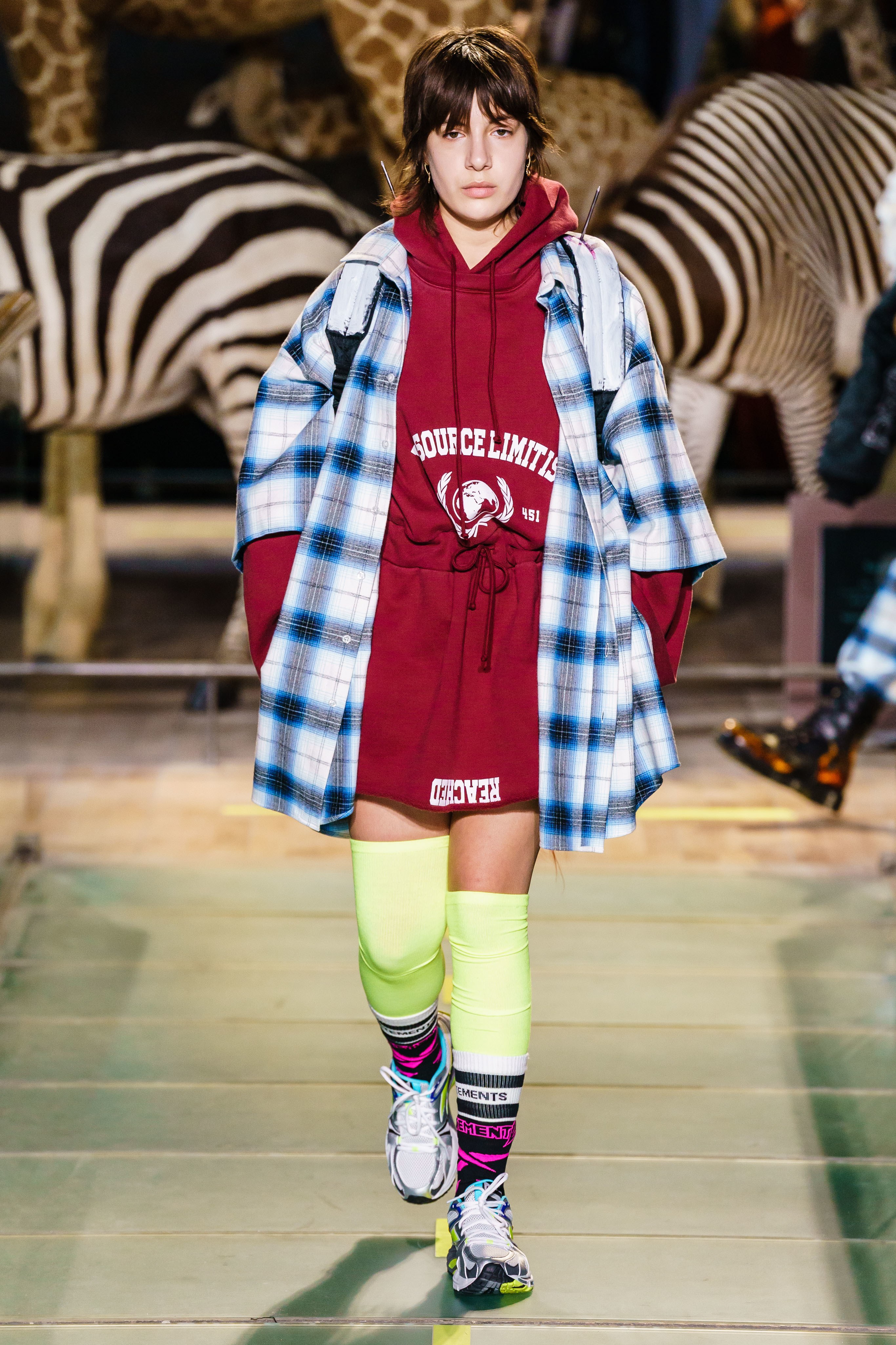 vetements2023秋冬新款,vetements2022秋冬高级成衣发布